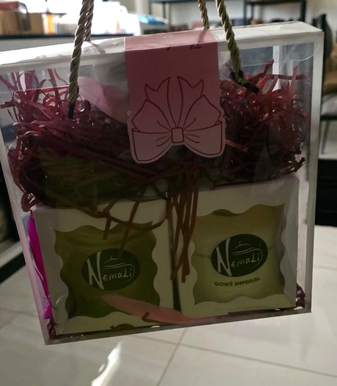 Coffret duo de thiourayes Nemali dans son sac cadeau